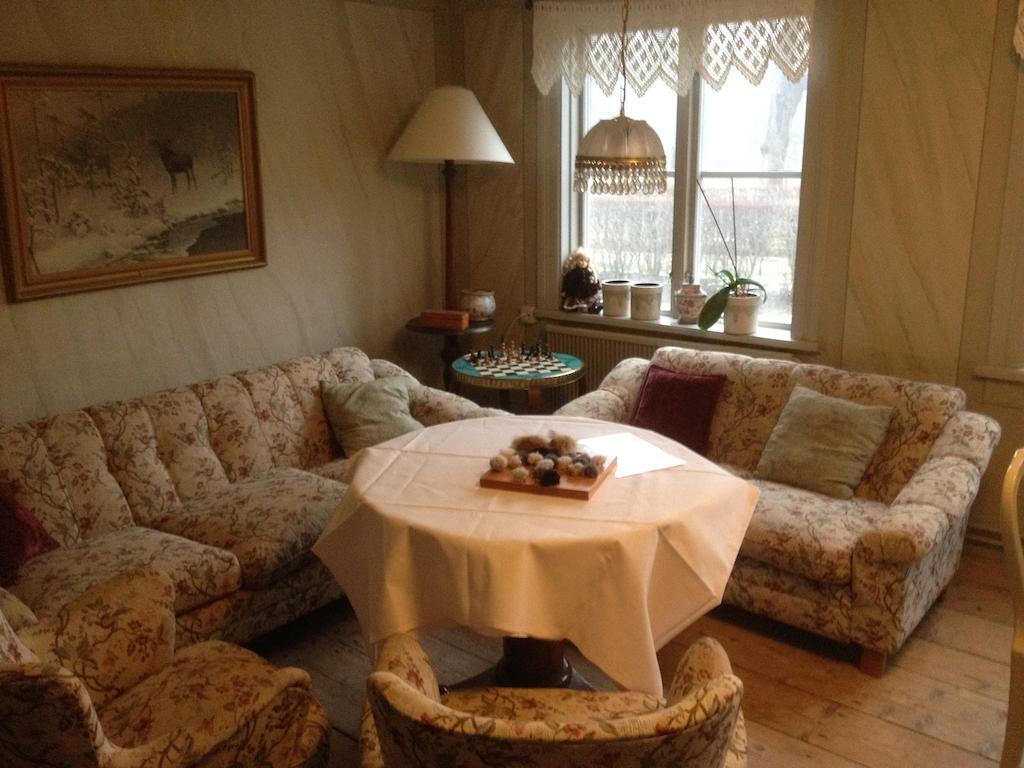 Bed and Breakfast Tullgarns Vardshus Vagnharad Екстер'єр фото